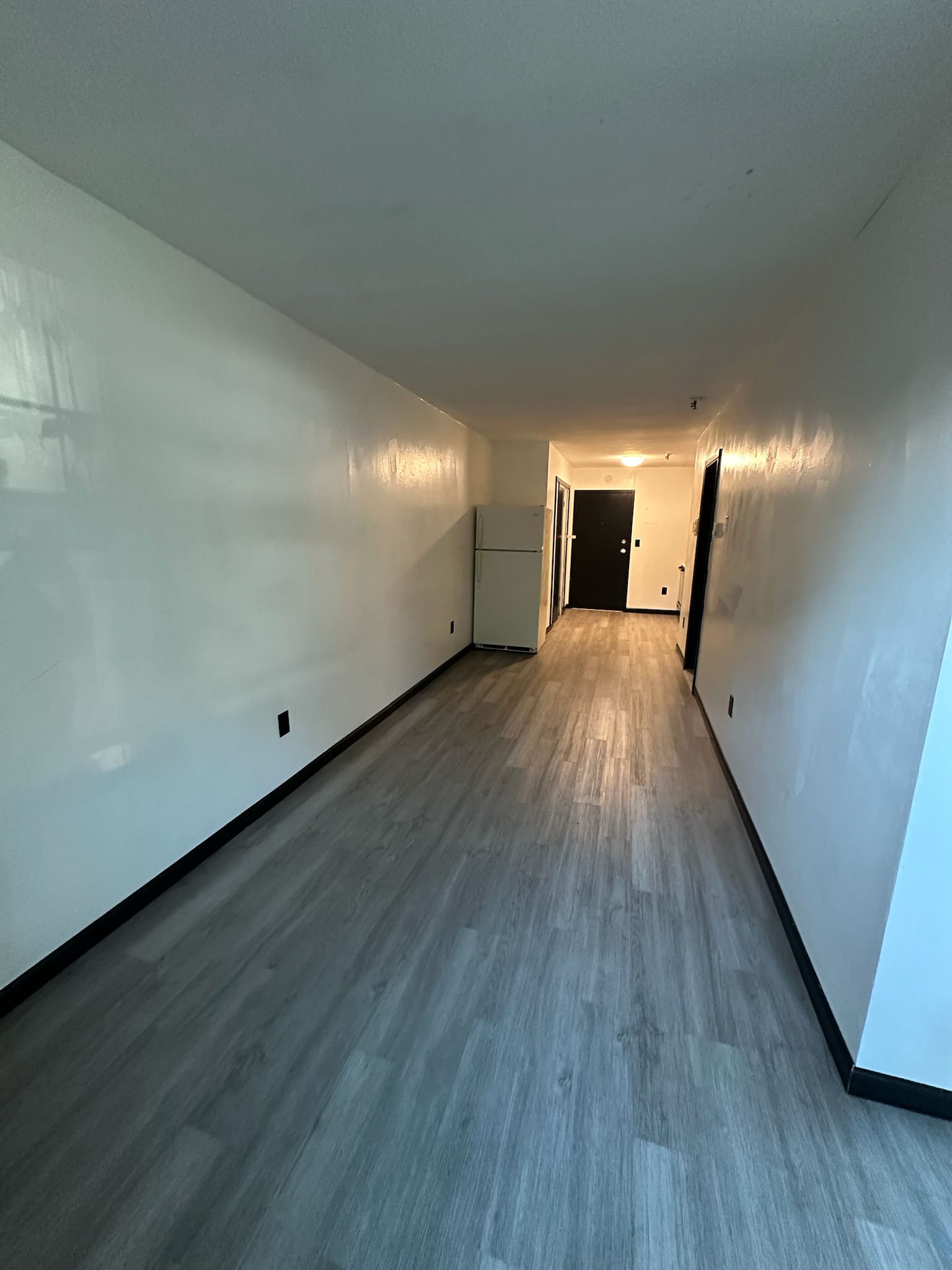 1660 East Main Street, Waterbury, Connecticut 06705, ,1 BathroomBathrooms,Apartment,For Rent,East Main Street,1027