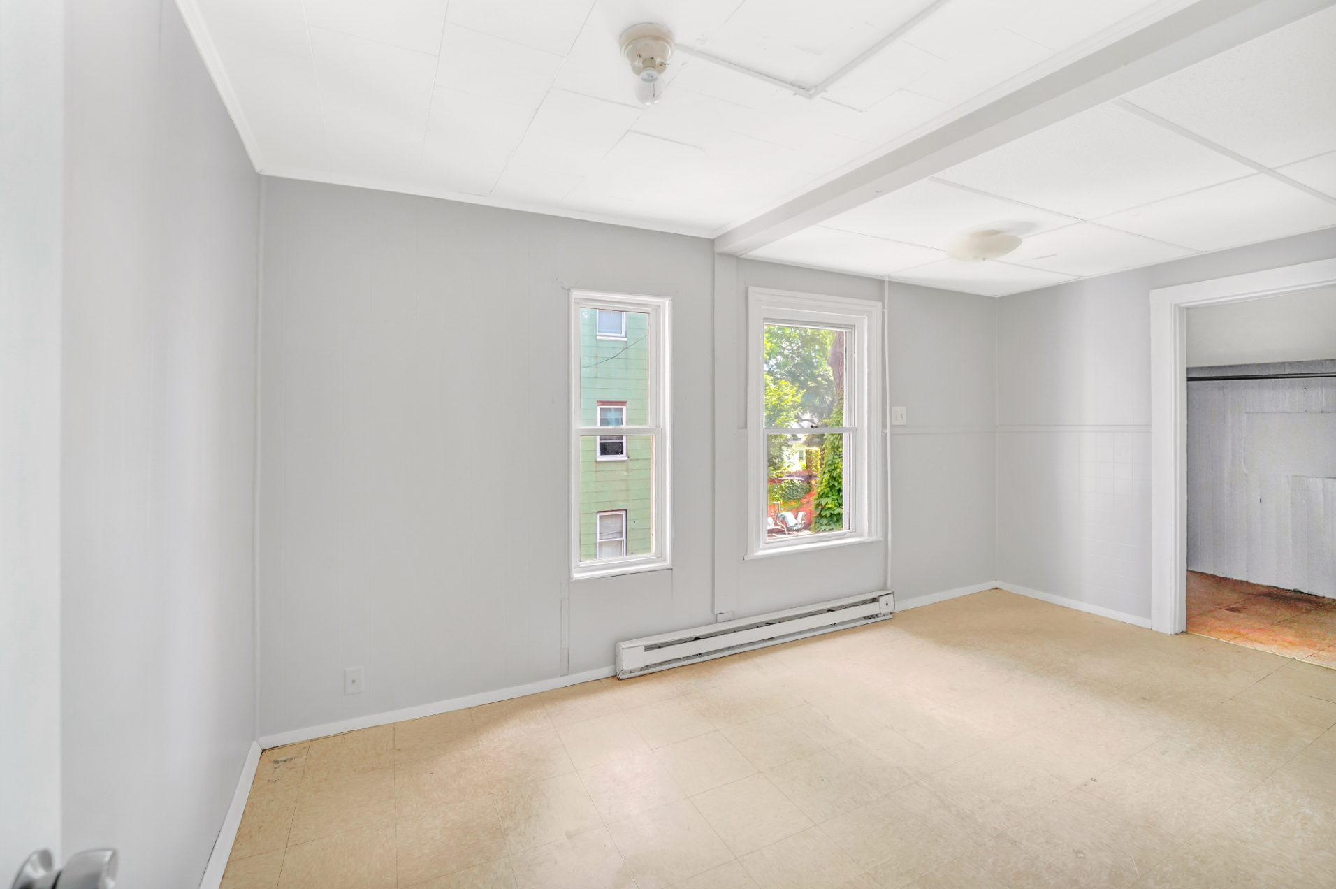 67 Burton Street, Waterbury, Connecticut 06704, 3 Bedrooms Bedrooms, ,1 BathroomBathrooms,Apartment,For Rent,Burton Street,2,1029