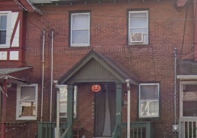 84 Ives Street, Waterbury, Connecticut 06704, 3 Bedrooms Bedrooms, ,1 BathroomBathrooms,Apartment,For Rent,Ives Street,1034