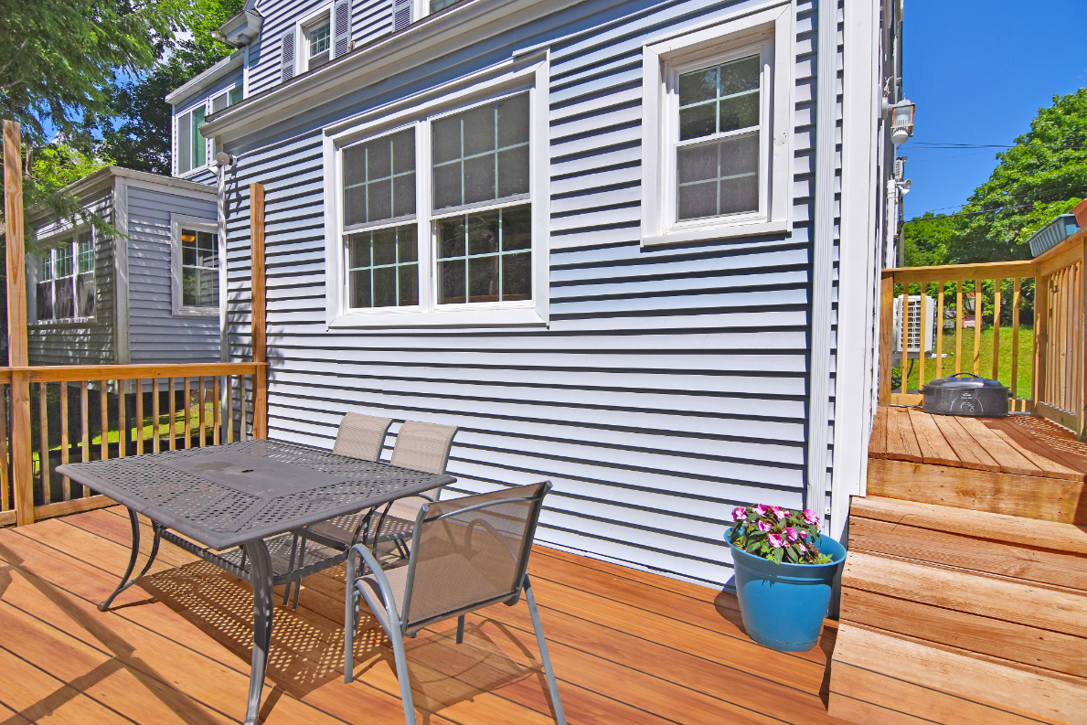 541 Willow Street, Waterbury, Connecticut 06710, 5 Bedrooms Bedrooms, ,3 BathroomsBathrooms,Apartment,For Rent,Willow Street,1034